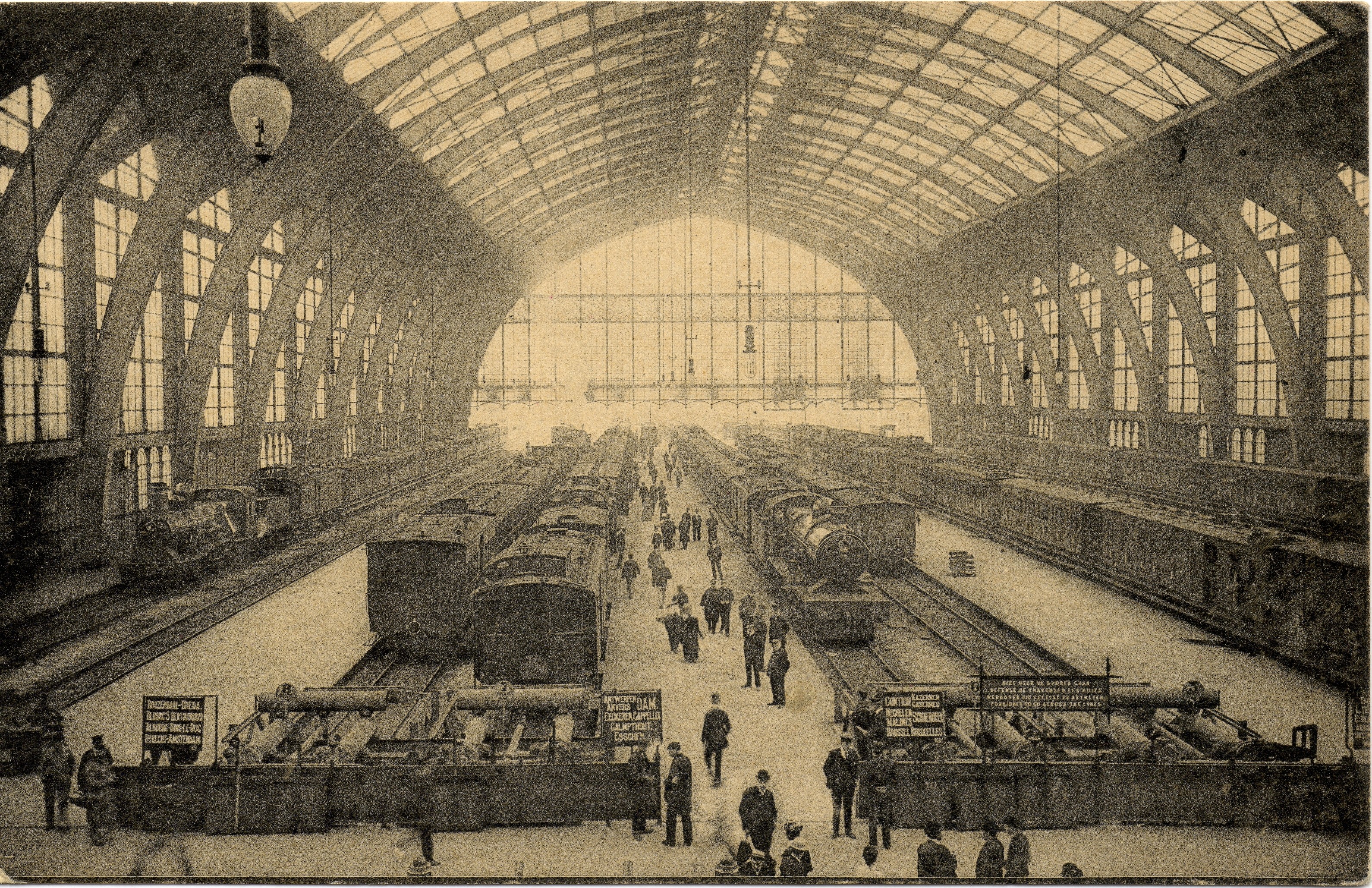 Antwerp Central Station (collection of Guy Demeulder)