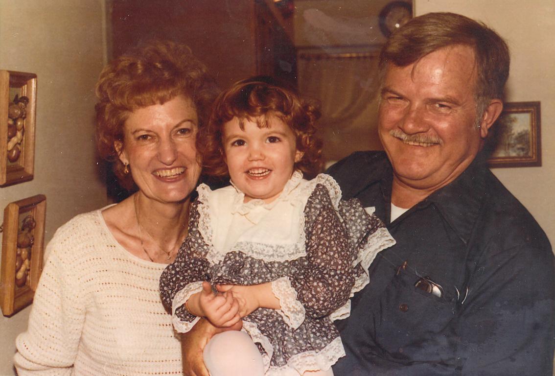 tom-applewhite-wife-and-daughter