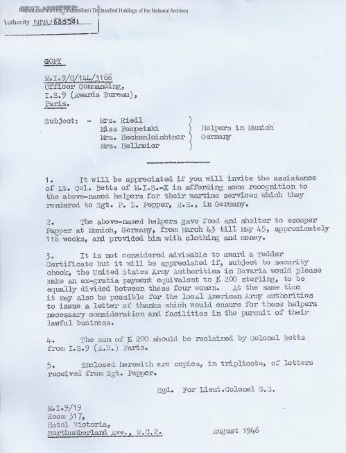 Sgt. Pepper helped by four German women